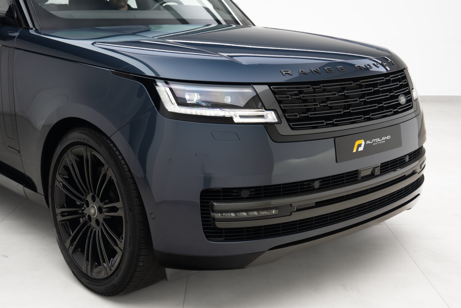 2025 RANGE ROVER P530 AUTOBIOGRAPHY LWB | MAIN DEALER WARRANTY 5 YEARS